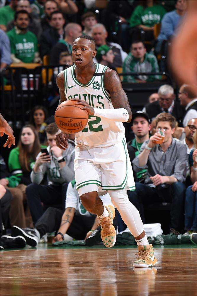 他的脚步敏 他的脚步敏