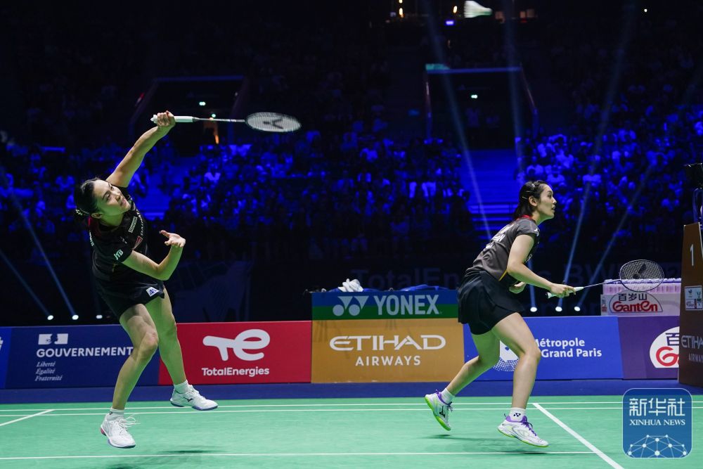 的运动员来 的运动员来